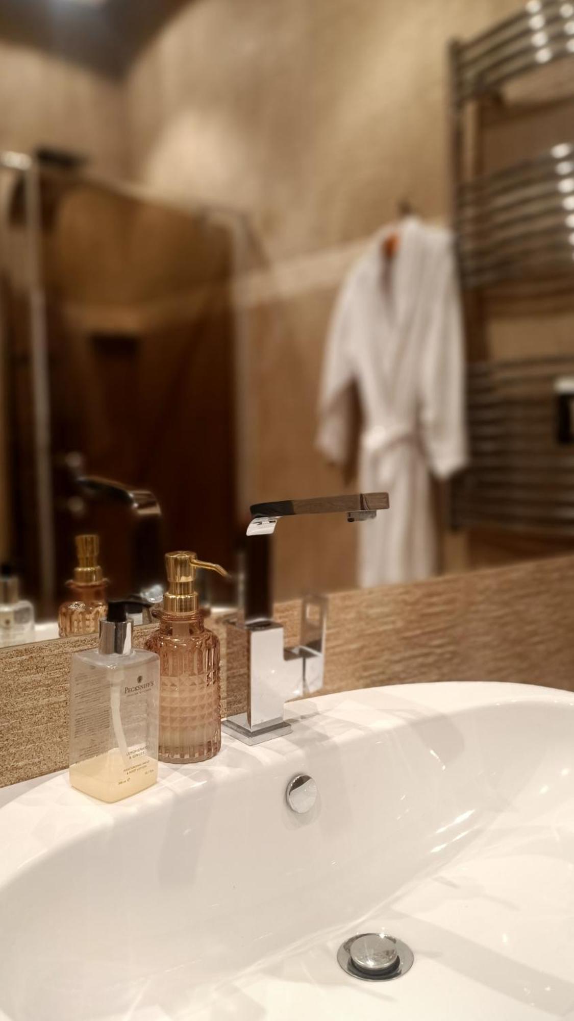 Luxury Room Well Located Ζεστοκόβα Εξωτερικό φωτογραφία